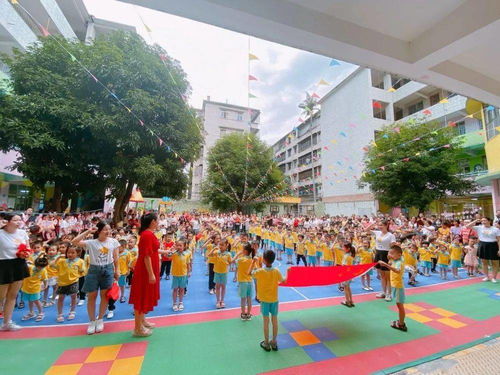紅歌唱響中國夢,濃情點亮中秋節(jié) 金蘋果五園