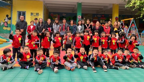 金蘋果中英文第六幼兒園給小朋友的一封信